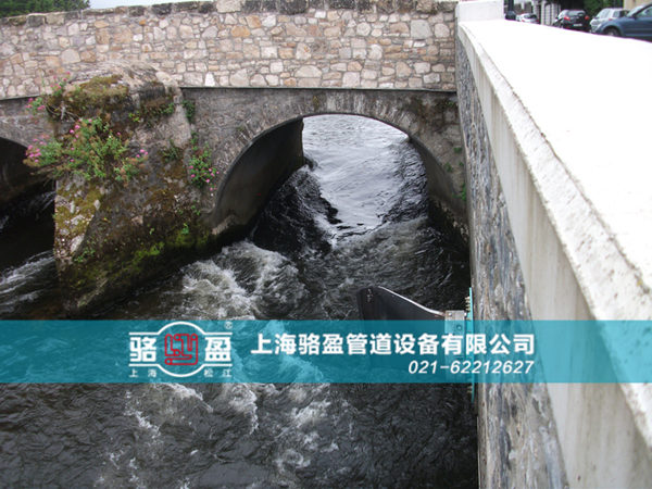 城市污水管道系統(tǒng)專用卡箍式<a href=http://www.sctsg.com/ target=_blank class=infotextkey><a href=http://www.sctsg.com target=_blank class=infotextkey>鴨嘴閥</a></a>