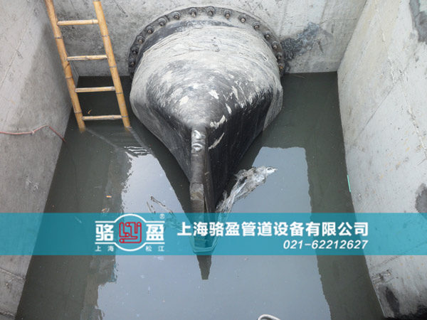 山東省棗莊市山亭區(qū)卡箍式<a href=http://www.sctsg.com/ target=_blank class=infotextkey><a href=http://www.sctsg.com target=_blank class=infotextkey>鴨嘴閥</a></a>安裝現(xiàn)場